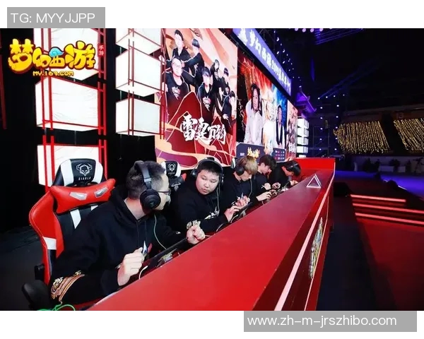 下载足球3畅享真实比赛体验尽在掌中随时随地与好友同乐